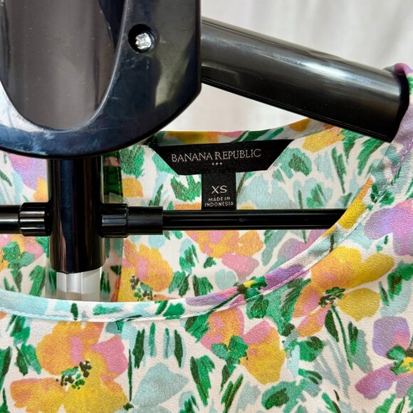 Banana Republic | Floral Puff-Sleeve Blouse | Size XS - Picture 4 of 6